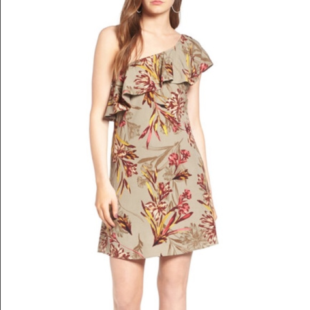 ASTR Dress Floral Small One Shoulder Green Ruffle - Picture 1 of 8